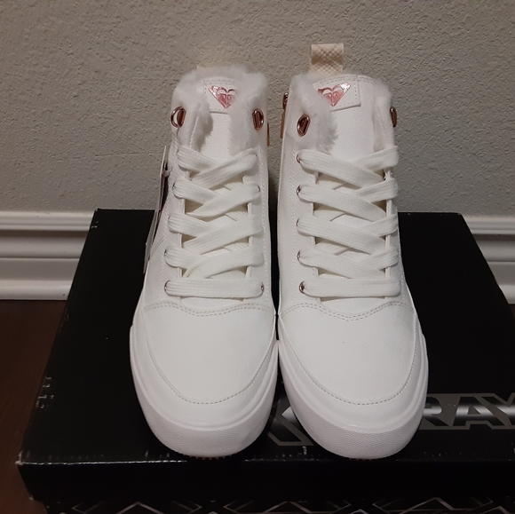 Roxy sneakers. New never used - Picture 3 of 4